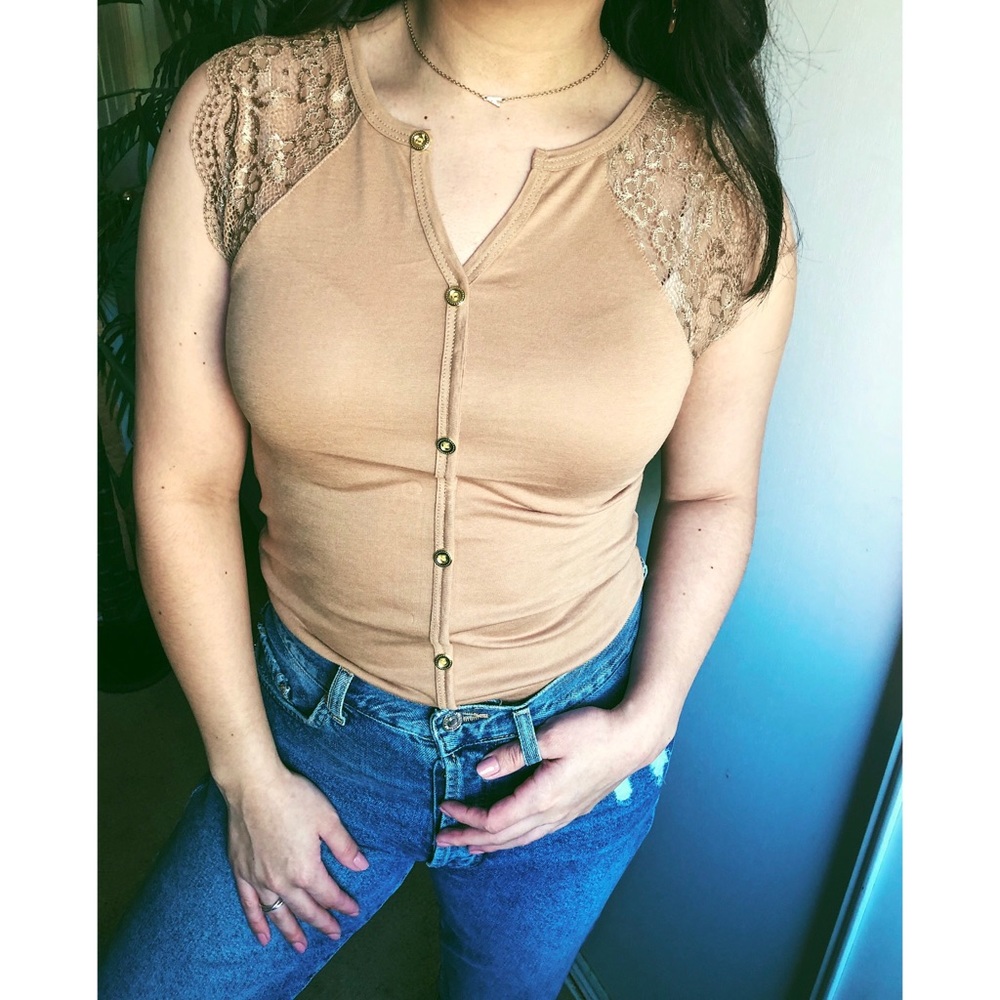 Jeanine Top - Picture 2 of 5